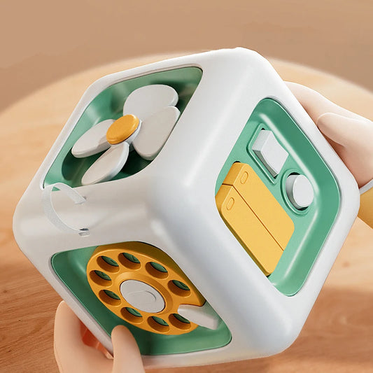 Montessori Busy Cube